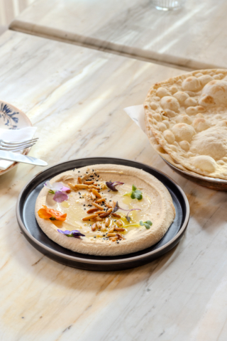  Creamy Hummus