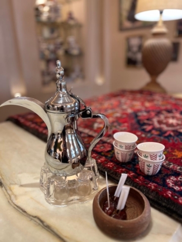  Saudi Coffee  (cup / pot)